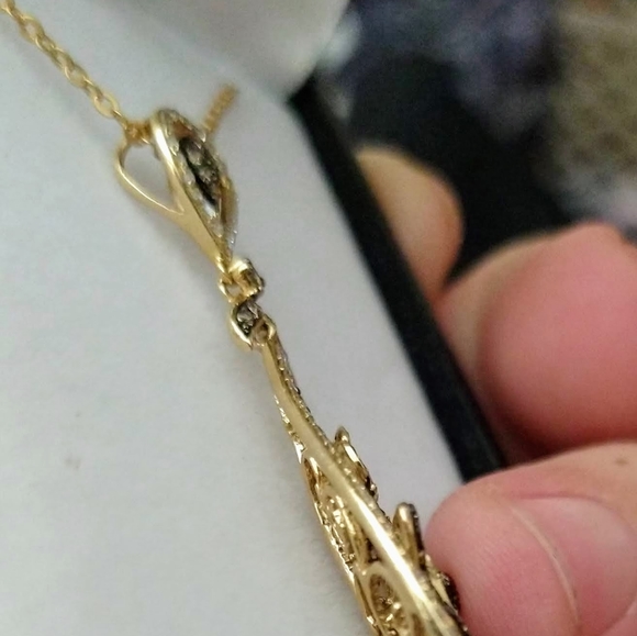 14k Yellow gold Diamond butterfly teardrop pendant - Picture 14 of 14